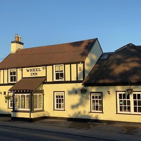 The New Wheel Inn Lymington Luaran gambar