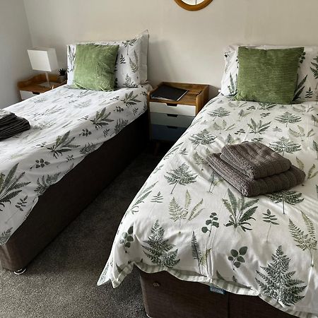 The New Wheel Inn Lymington Luaran gambar